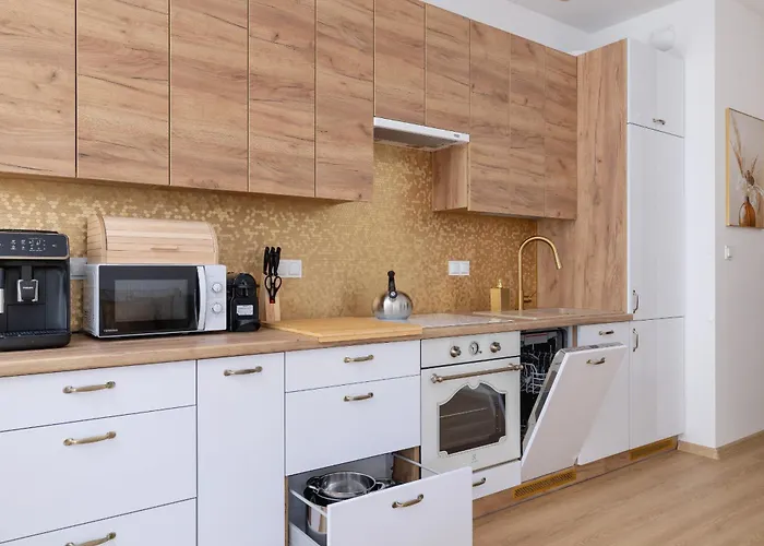 Appartamento Luxury Two Bedroom With Terrace And Garage By Renters Prestige *